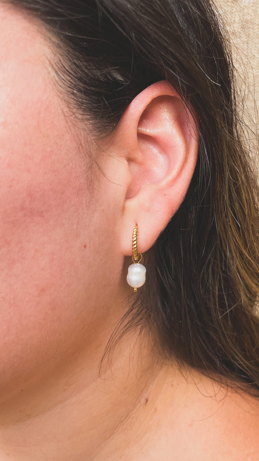 Rio | Twisted Hoop Freshwater Pearl Dangling Earrings