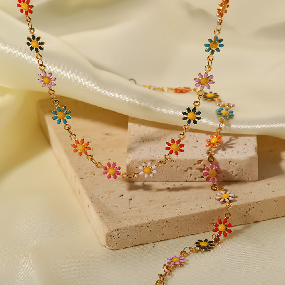 Daisy Daisy Chain Necklace (Colorful and White)