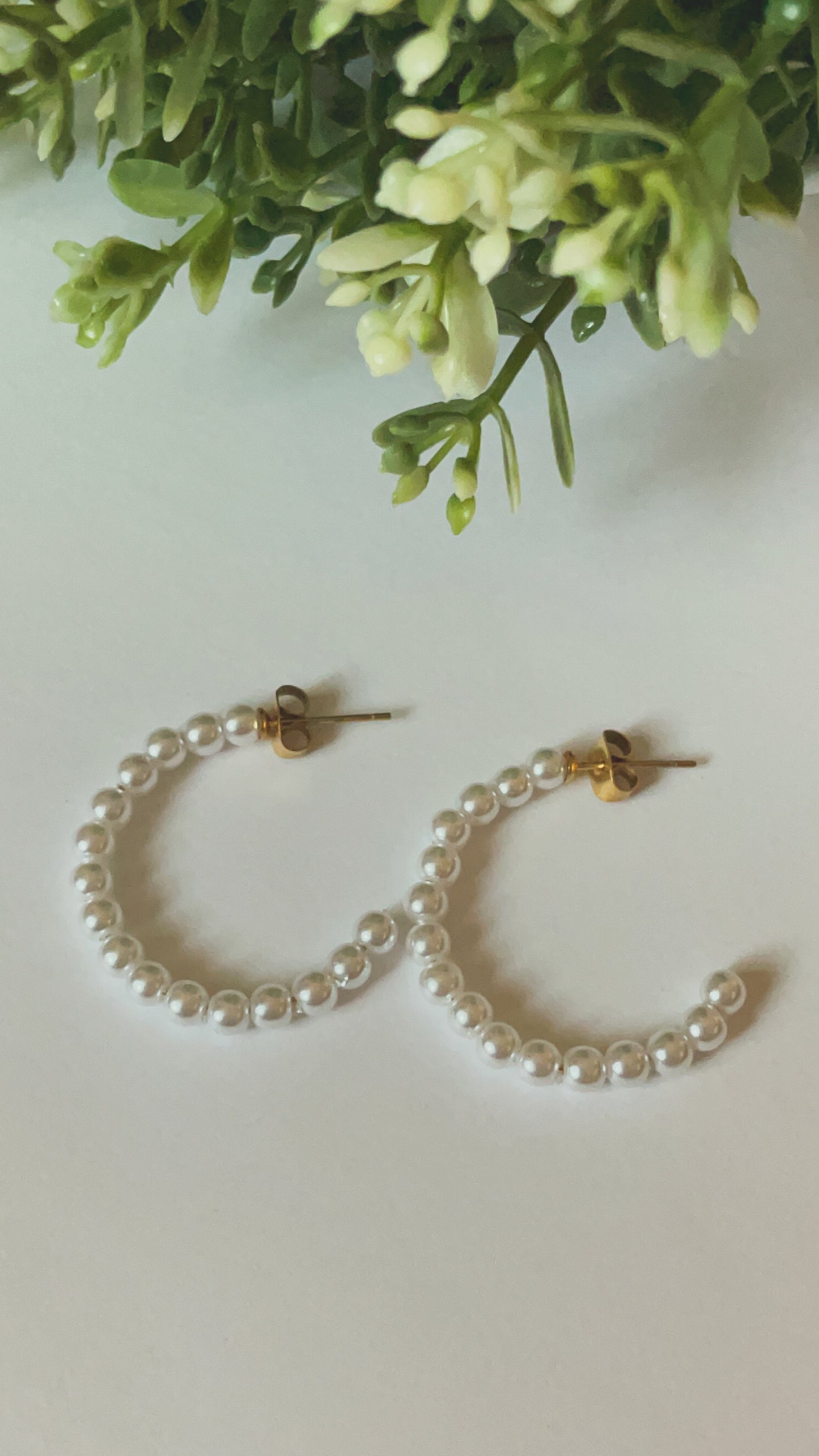 Stella | Pearl C-Shape Earrings
