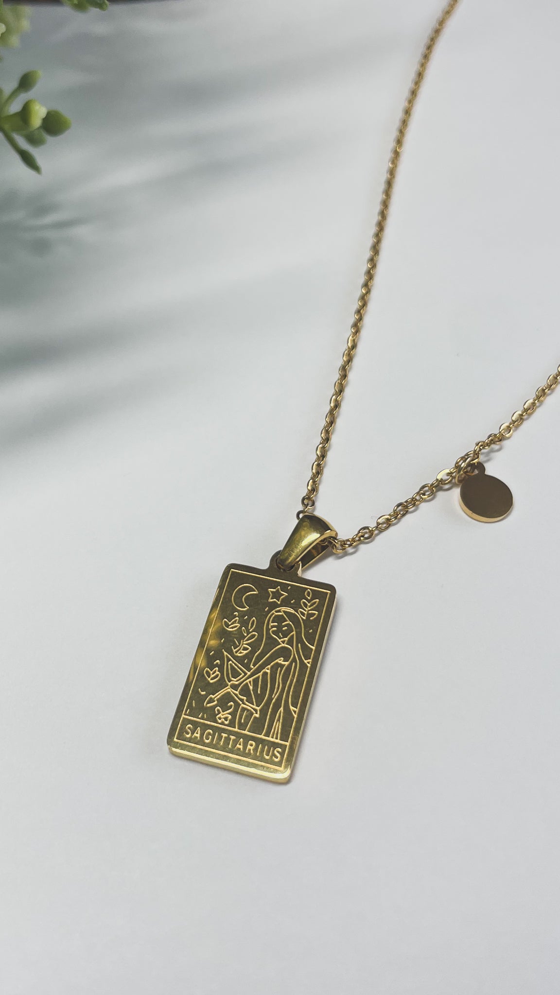 Zodiac | 18k Zodiac Necklaces
