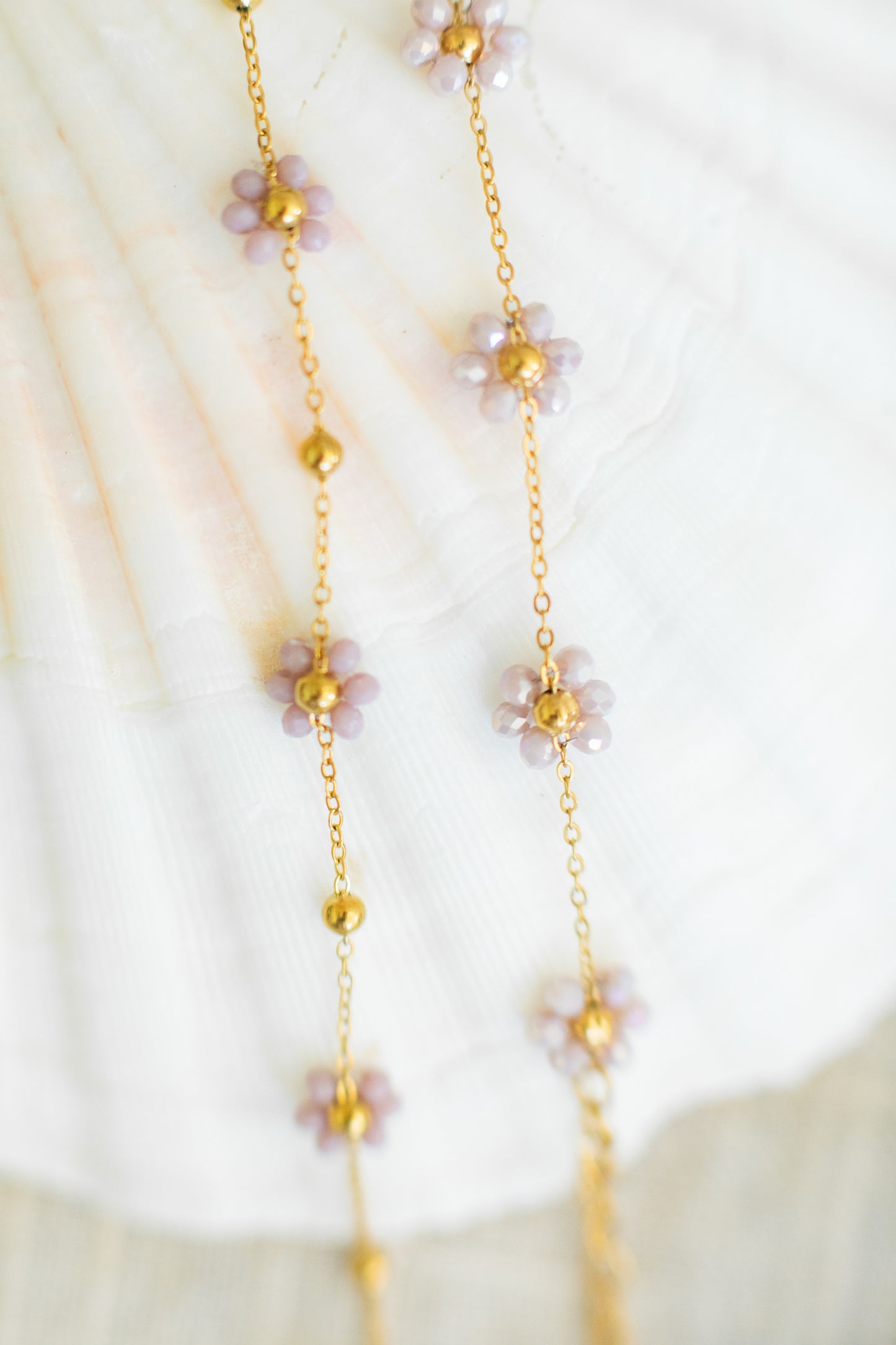 Coral | Beaded Flower Bracelet