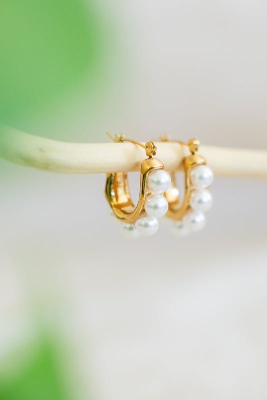 Alma | Pearl Hoop Earrings