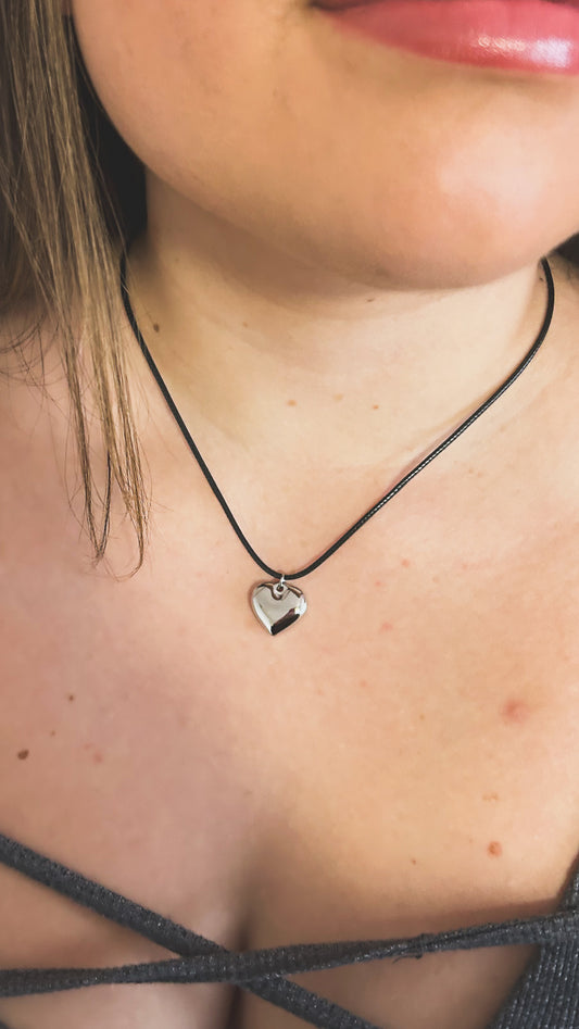 Secret | Solid Heart Pendant Necklace
