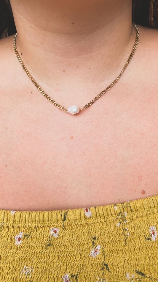 Kara | Thin Curb Chain with Pearl Necklace