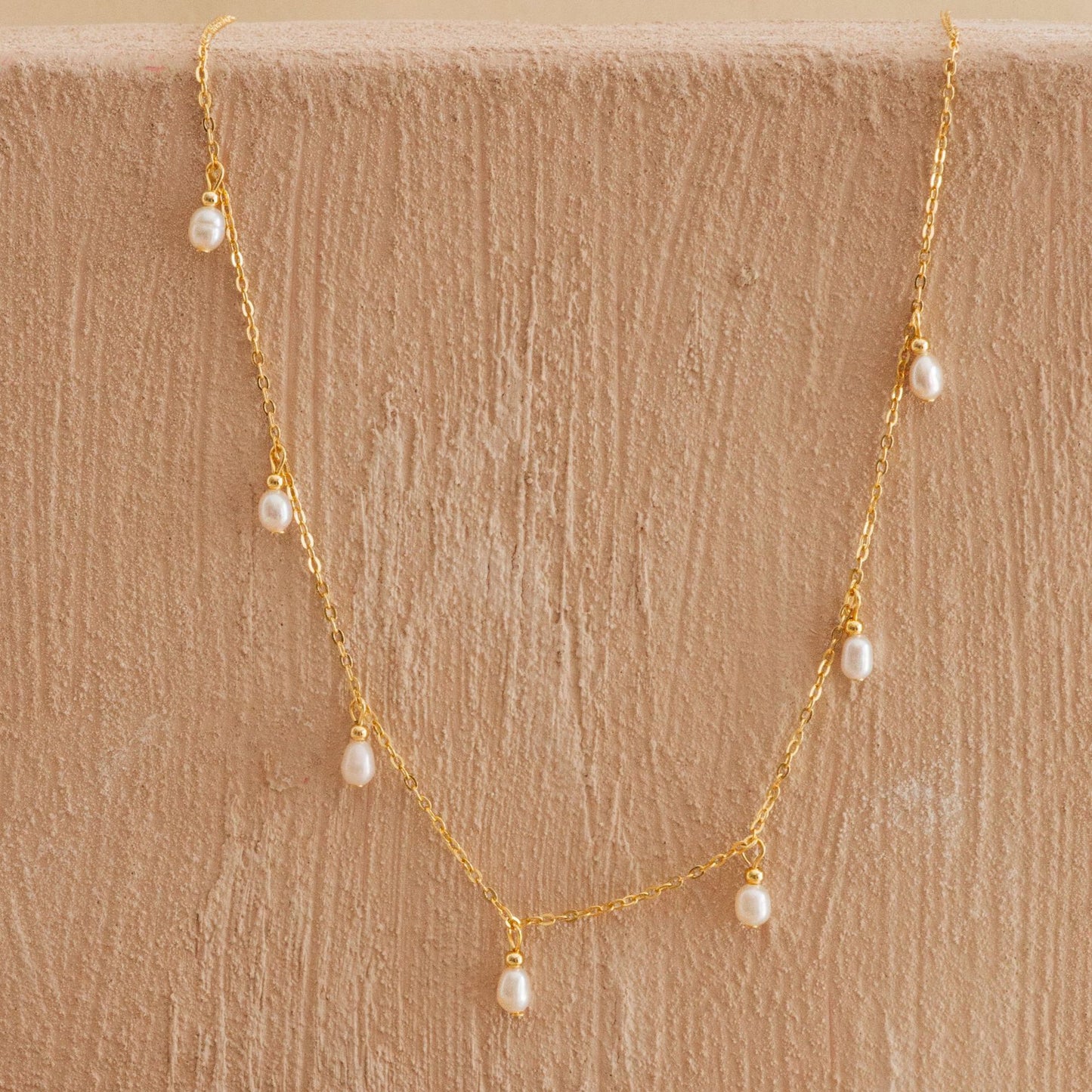 Agua | Pearl Droplet Necklace